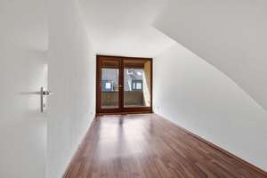 Familienfreundliches Endreihenhaus mit viel Platz und sonniger Terrasse – Die vollständige Adresse der Immobilie erhältst du vom Anbieter., 22149 Rahlstedt, Hamburg – Vorschaubild 11