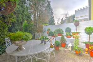 MÜNCHEN-TRUDERING: CHARMANTES HAUS MIT LEBENSLANGEM WOHNRECHT!