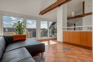 Gründerzeit-Mehrfamilienhaus mit Dachterrasse, Skyline-Blick und erheblichem Entwicklungspotenzial – 60487 Bockenheim, Frankfurt am Main – Vorschaubild 2