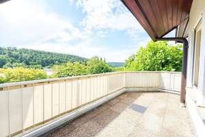 Großzügige 4,5 Zimmer, sonnige Balkone und herrliche Aussicht - Ihr neues Zuhause in Leonberg-Ramtel – Die vollständige Adresse der Immobilie erhältst du vom Anbieter., 71229 Leonberg – Vorschaubild 6