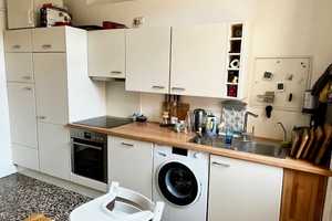***Individuelle 2 ZKB- Altbauwohnung, zentrale Lage*** – Kaiser-Friedrich-Ring 17, 65165 Wiesbaden – Vorschaubild 8