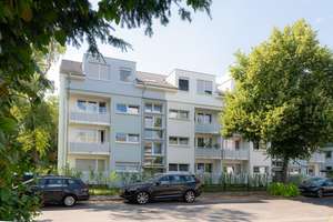 Sanierte 2-Zimmer-Wohnung in modernem Wohnhaus in Wersten
