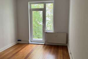 Gepflegte 3-Zimmer-Wohnung mit Balkonen im 1. OG in Bahnhofsnähe – Steinrader Weg 89, 23558 Sankt Lorenz Nord, Lübeck – Vorschaubild 4