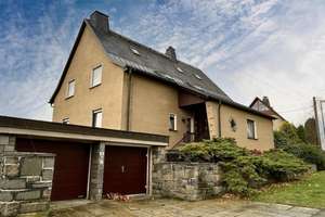 Großes Familien-Haus in Topp-Lage! – Die vollständige Adresse der Immobilie erhältst du vom Anbieter., 8228 Rodewisch – Vorschaubild 1