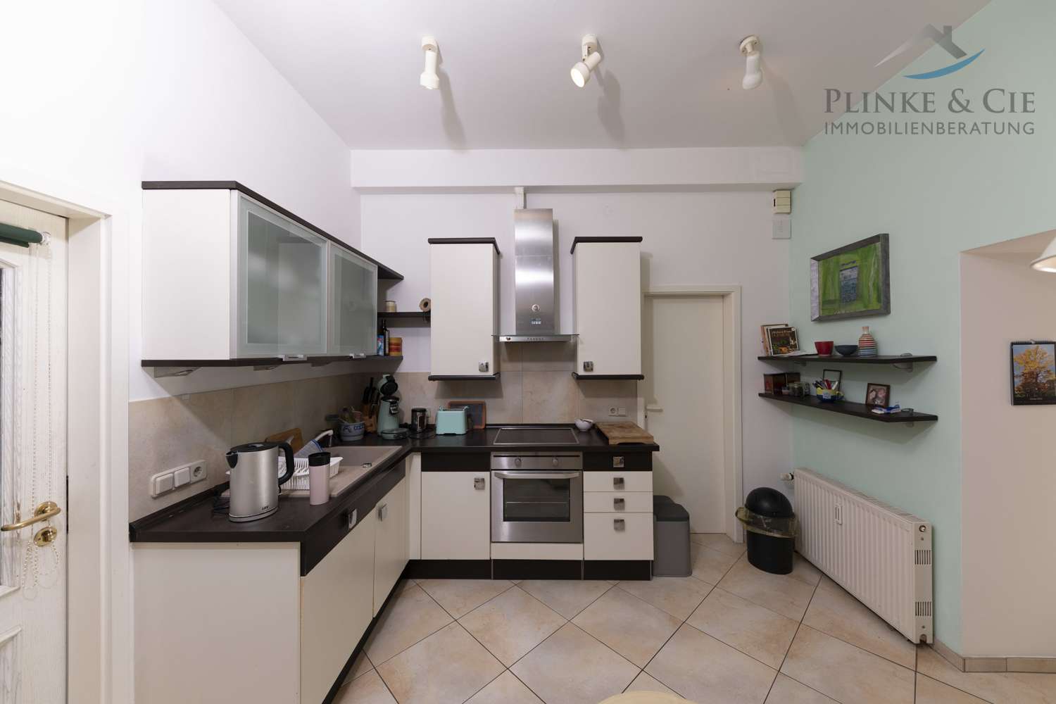 Immobilie in Sundhagen - +++ gepflegte Gutshaus-Hälfte mit großem Grundstück und Saunahaus|Seltenheit +++ - Bild 4