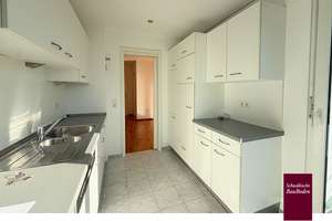 Kaltental | Großzügige, helle 3‑Zimmer‑Wohnung mit Einbauküche und 3 Balkonen in Kaltental  +++ – Fohrenbühlstraße 18, 70569 Kaltental, Stuttgart – Vorschaubild 24