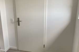 Ein- Zimmer Wohnung im Herzen von Düsseldorf Hamm  – Die vollständige Adresse der Immobilie erhältst du vom Anbieter., 40221 Hamm, Düsseldorf – Vorschaubild 8
