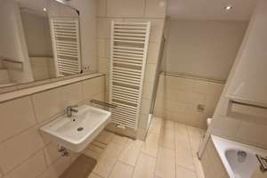 Ihr neues Zuhause: ansprechende 2-Zimmer-Wohnung – Pulverteich 20-22, 20099 St. Georg, Hamburg – Vorschaubild 4