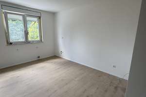 Erstbezug nach Kernsanierung – Endreihenhaus mit Garage, Stellplatz, Garten, neuer Einbauküche – Aegidiusweg X, 69181 Leimen – Vorschaubild 14