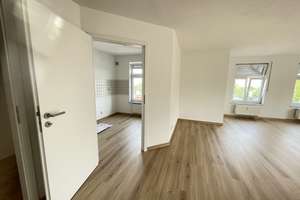 Helle 2-Raum-Wohnung mit Balkon, Aufzug und Tiefgarage in Dresden-Löbtau – Döhlener Straße 33, 1159 Löbtau-Süd, Dresden – Vorschaubild 4