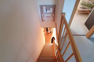 Balkon, Tageslichtbad, Parkett - Helle 3-Zimmer-Maisonette Baujahr 98 mit TG-Stellplatz u. Aufzug! – Bärengasse a.A., 7747 Lobeda-Altstadt, Jena – Vorschaubild 14