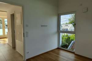 kleines Loft - ruhige Lage - Top Ausstattung - Terrasse und Galerie – Karlsfelder Str. 0, 80995 Feldmoching, München – Vorschaubild 11
