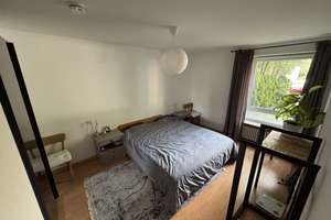 Untermiete ab August für 1,5 Jahre 2-Zimmer-Wohnung in Untergiesing – Birkenleiten 32, 81543 Siebenbrunn, München – Vorschaubild 3