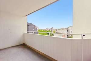Wohnen mit Weitblick: großzügige 4,5-Zimmer-Wohnung mit sonniger Süd-Loggia! – 71282 Hemmingen – Vorschaubild 5