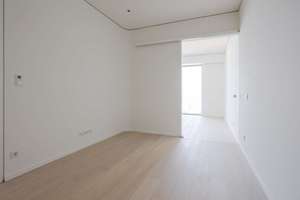 Über den Dächern der Stadt – exklusive 2-Zimmer-Wohnung mit Skylineblick im 40. Stock – 60325 Westend-Süd, Frankfurt am Main – Vorschaubild 3