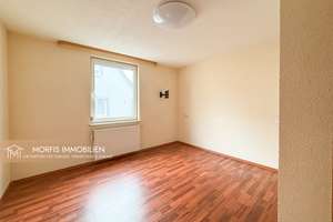 **Renovierungsbedürftige Doppelhaushälfte mit großem Potenzial in Stuttgart-Feuerbach** – Die vollständige Adresse der Immobilie erhältst du vom Anbieter., 70469 Feuerbach-Mitte, Stuttgart – Vorschaubild 7