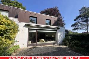 Nur 20 Gehmin. zur Elbe! Ruh. EndRH mit viel Potenzial, gr. Vollkeller + Einzelgarage in Blankenese  – Die vollständige Adresse der Immobilie erhältst du vom Anbieter., 22587 Blankenese, Hamburg – Vorschaubild 1