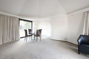 Property thumbnail 26