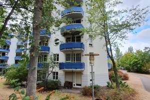 Helle 2 Zimmerwohung mit Balkon nähe Hochschule Darmstadt – Die vollständige Adresse der Immobilie erhältst du vom Anbieter., 64295 Darmstadt-West, Darmstadt – Vorschaubild 1