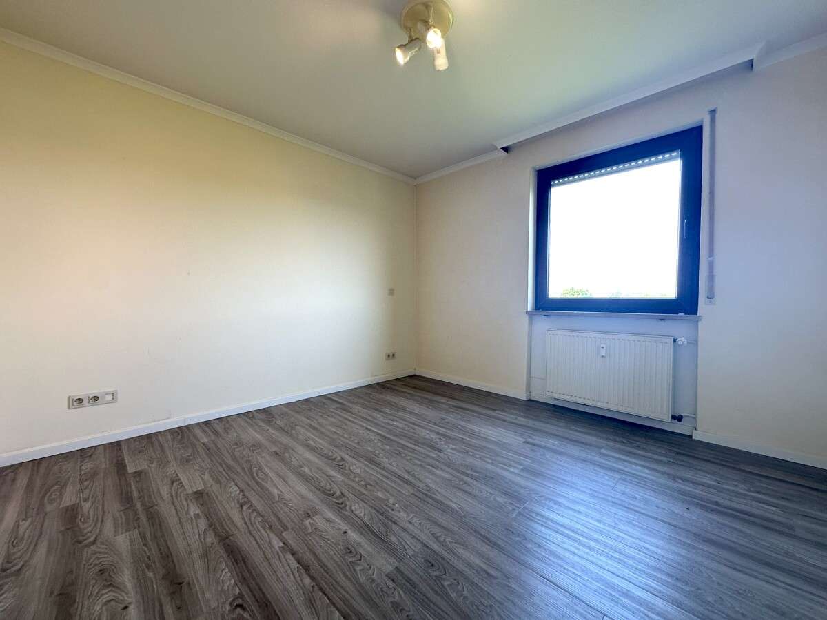 Immobilie in Wörth am Rhein - Helle 3-Zimmer Eigentumswohnung mit Balkon und Stellplatz in attraktiver Lage von Maximiliansau - Bild 6