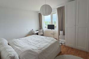 Sonnendurchflutete 3-Zimmer-Wohnung mit 2 Balkonen und 2 Badezimmern in Hannover – Ebereschenweg 27, 30657 Sahlkamp, Hannover – Vorschaubild 3