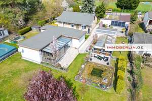 IMMOBERLIN.DE - Südgrundstück mit Bungalowarchitektur und Sonnenterrasse in rückwärtiger Lage – Die vollständige Adresse der Immobilie erhältst du vom Anbieter., 12524 Altglienicke, Berlin – Vorschaubild 7