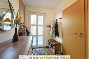 Moderne Doppelhaushälfte mit Salzwasserpool & West-Garten – exklusives Wohnen bei Unterschleißheim – Die vollständige Adresse der Immobilie erhältst du vom Anbieter., 85716 Unterschleißheim – Vorschaubild 14