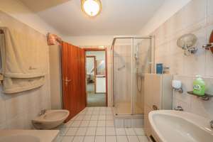 Familienfreundliches Einfamilienhaus in bester Lage von Norderstedt – Die vollständige Adresse der Immobilie erhältst du vom Anbieter., 22846 Norderstedt – Vorschaubild 17