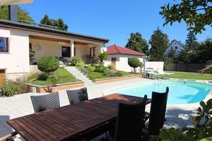 "BEREITS VERKAUFT"-Wohnen wie im Urlaub: sanierter Bungalow mit Pool, Sauna, Terrasse und mehr! – Die vollständige Adresse der Immobilie erhältst du vom Anbieter., 14959 Trebbin – Vorschaubild 32