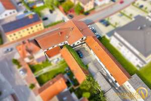 Großzügiger Wohn- und Geschäftshaus mit Hallen und Nutzflächen zu verkaufen! – Die vollständige Adresse der Immobilie erhältst du vom Anbieter., 84160 Frontenhausen – Vorschaubild 1