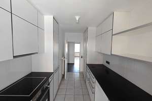 Großzügige 125 m² Wohnung mit lichtdurchflutetem Wohn-/Essbereich und großem Balkon in Top-Lage – Die vollständige Adresse der Immobilie erhältst du vom Anbieter., 72461 Albstadt – Vorschaubild 2