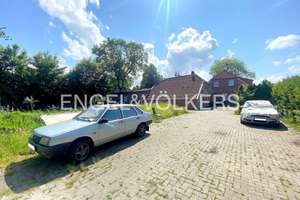 Attraktives Mehrfamilienhaus mit Baugrundstück – Kapitalanlage mit Entwicklungspotenzial – Die vollständige Adresse der Immobilie erhältst du vom Anbieter., 26409 Wittmund – Vorschaubild 2