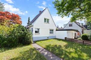 Viel Platz in zentraler Lage: Einfamilienhaus mit Wintergarten, Garten und Garage – Die vollständige Adresse der Immobilie erhältst du vom Anbieter., 22147 Rahlstedt, Hamburg – Vorschaubild 16