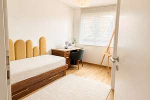 Moderne DHH (BJ 2020) im Grünen | Viel Platz auf 4 Ebenen mit Keller & Dampfbad | OHNE MAKLER – Die vollständige Adresse der Immobilie erhältst du vom Anbieter., 15711 Königs Wusterhausen – Vorschaubild 12