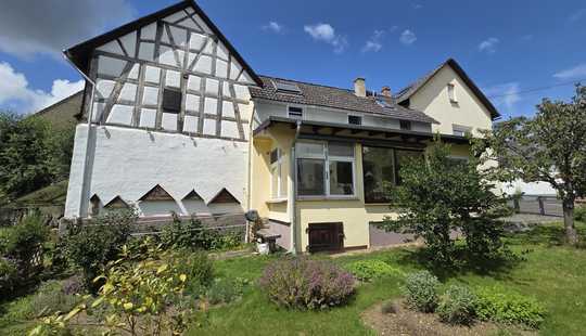 Bild von Hofreite mit 2 Wohneinheiten - viel Platz für Familie und Hobby!