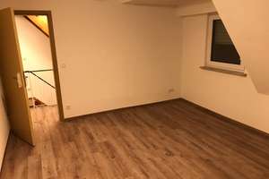 Geräumiges, saniertes 10-Raum-Haus mit gehobener Innenausstattung und EBK in Holzgerlingen – Die vollständige Adresse der Immobilie erhältst du vom Anbieter., 71088 Holzgerlingen – Vorschaubild 3