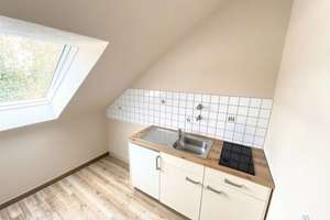 Großzügige 2-Zimmer Wohnung mit Balkon in bester Lage! – Biefangstraße 71, 46149 Schwarze Heide, Oberhausen – Vorschaubild 3