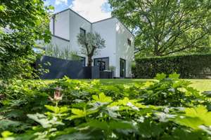 Lichtgeflutetes Haus mit großen Garten am Lerchesberg – 60598 Sachsenhausen-Süd, Frankfurt am Main – Vorschaubild 3