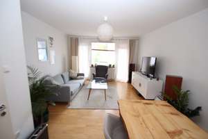 Hübsche 2-Zimmer-Wohnung mit  Balkon in der Ebenauer Straße  1.08.2026