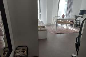 Students Only: Untermiete bis 31.03.27: Schicke 1-Zimmer Wohnung im Studentenwohnheim in Wiesbaden – Dotzheimer Straße 152, 65197 Rheingauviertel / Hollerborn, Wiesbaden – Vorschaubild 2
