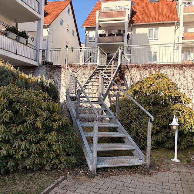 Kaufen statt Mieten! Renovierungsbedürftige/helle 2-Zi-WE Sonnenbalkon/ Außenstellplatz/Bj. 1995!, Zwickau – Bild 2