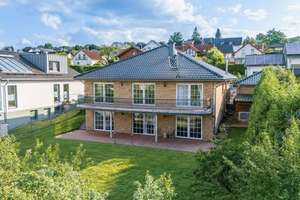 Engel & Völkers: Leben mit Aussicht – Großzügiges Einfamilienhaus in ruhiger, idyllischer Lage – Die vollständige Adresse der Immobilie erhältst du vom Anbieter., 53639 Königswinter – Vorschaubild 3