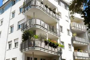 TOP-Lage / Sanierung 2021 /  2 Zimmer / Balkon / TG-Stellplatz (Sofort Mieteinnahmen) – 4275 Südvorstadt, Leipzig – Vorschaubild 2