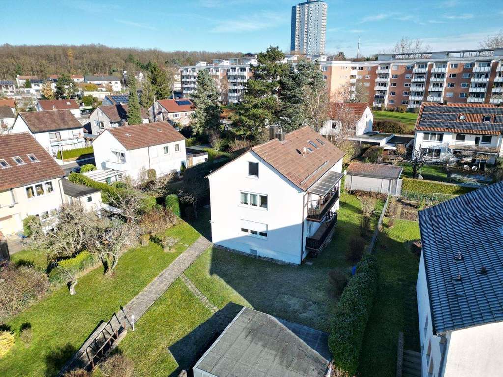 Immobilie in Schweinfurt - 2 Wohnungen in einem Haus am Steinberg/Hochfeld - Bild 1