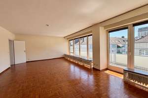 ca. 200m² - Wohnung über 2 Etagen mit Doppelgarage am Hofgarten (D-Pempelfort) – Die vollständige Adresse der Immobilie erhältst du vom Anbieter., 40479 Pempelfort, Düsseldorf – Vorschaubild 9