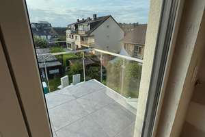 Exklusive 3-Zimmer-Penthouse-Wohnung mit gehobener Innenausstattung mit Balkon in Aachen-Eilendorf