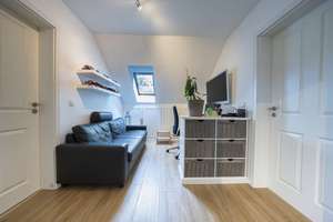 Traumhaftes Familienhaus mit Sauna, Garten und moderner Wohnatmosphäre – Die vollständige Adresse der Immobilie erhältst du vom Anbieter., 21147 Neugraben-Fischbek, Hamburg – Vorschaubild 23
