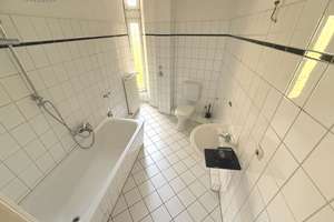 ST. PAULI offene Bes. Do. 21.5.26 um 18 Uhr:  zentrale 3 Zi.-Altbauwohnung mit seitlichen Hafenblick – Davidstr. 5, 20359 St. Pauli, Hamburg – Vorschaubild 4