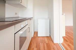 Perfekter Start ins eigene Zuhause – Balkon & Einbauküche inklusive! – Zschopauer Straße 143, 9126 Lutherviertel, Chemnitz – Vorschaubild 4