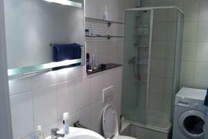 Neuehrenfeld, idyllisch am Simarplatz - exklusive geräumige 2-Zimmer-Wohnung im sanierten Altbau! – Simarplatz 14, 50825 Neuehrenfeld, Köln – Vorschaubild 13